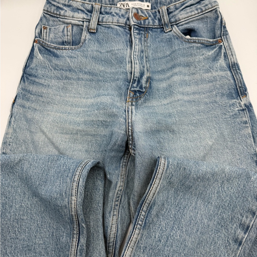 Zara Denim Jeans in Light Blue